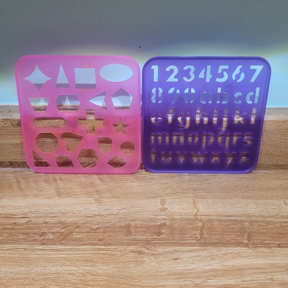 Plastic Kids Stencils - Tupperware - Picture 4 of 4